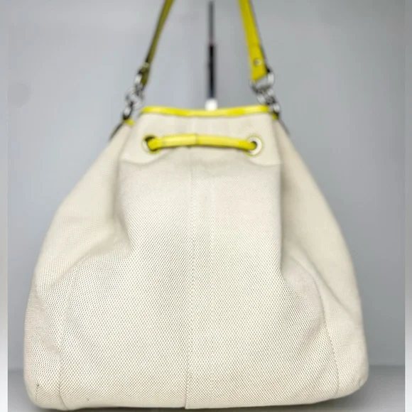Coach Avery Chartreuse Drawstring Hobo - Picture 13 of 15